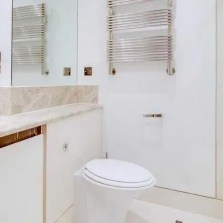 Apartment Center Frankfurt *